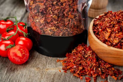 Tomato Flakes & Granules